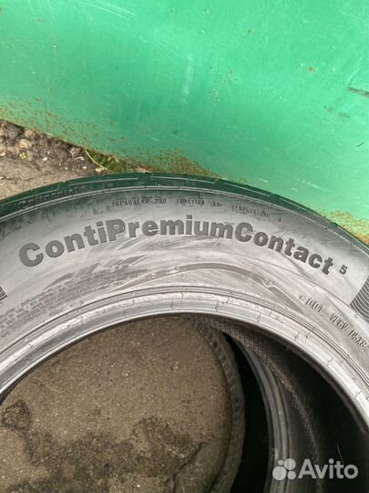 Continental ContiPremiumContact 5 215/65 R16 98H