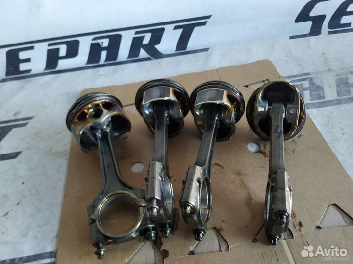 Шатуны с поршнями Audi A4 CDH