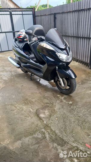 Макси скутер Yamaha Grand Majesty 400