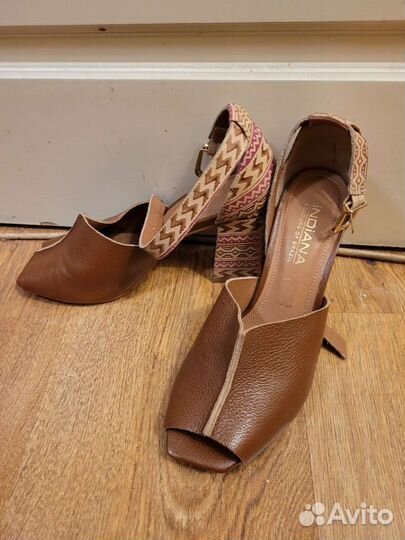 Босоножи новые indiana натуральная кожа 38размер