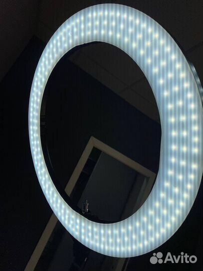 Кольцевая лампа