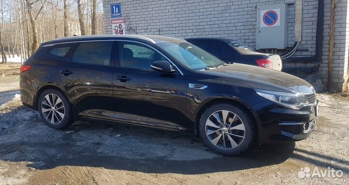 Kia Optima 1.7 МТ, 2018, 198 000 км