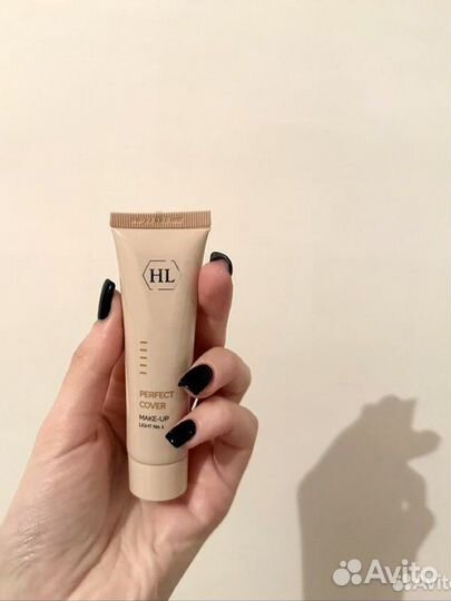 Тональный крем Holy Land