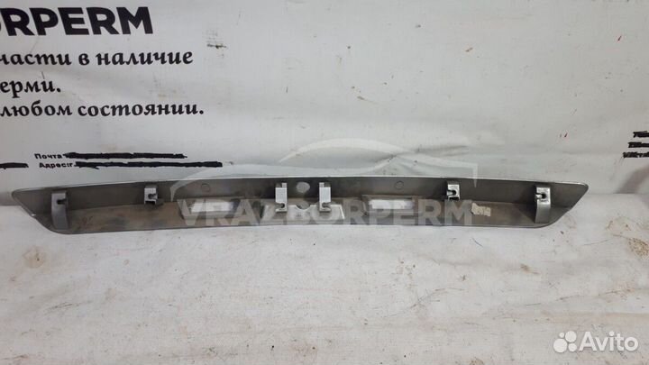 Накладка багажника LADA