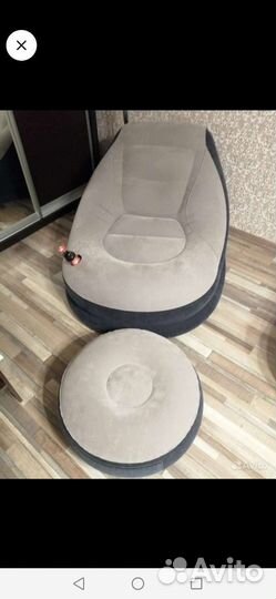 Кресло и пуф