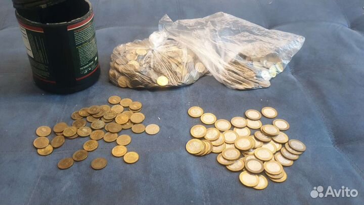 Юбилейные монеты номиналом 10 р