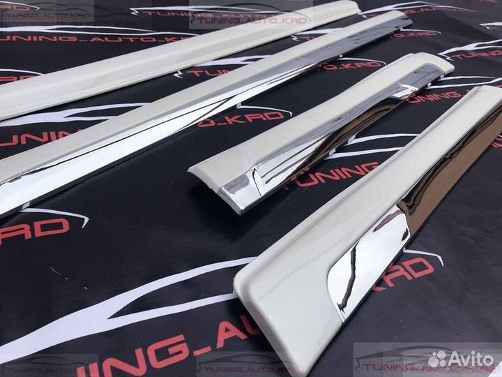Молдинги дверей Toyota Land Cruiser Prado 150 U410