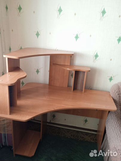 Компьютерный столик бу