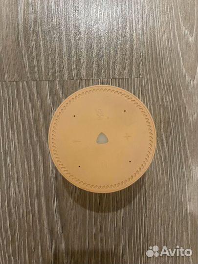 Умная колонка Алиса