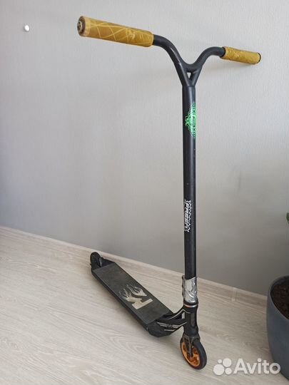 Трюковой самокат кастом