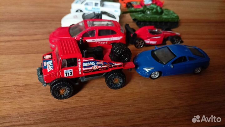 Детские машинки игрушки металлические