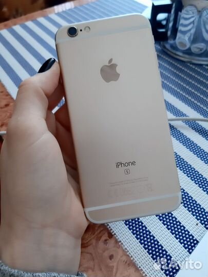 iPhone 6S, 64 ГБ