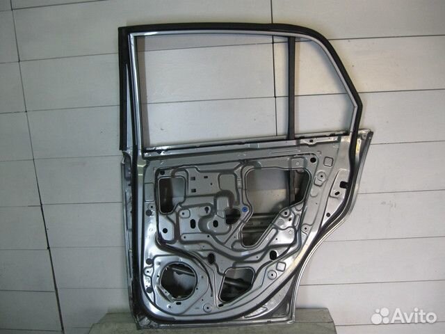 Дверь задняя правая Ниссан Тиида