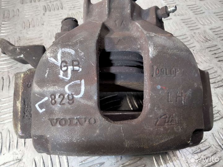 Суппорт передний левый Volvo S60 2000-2004