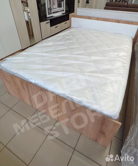Кровать двуспальная