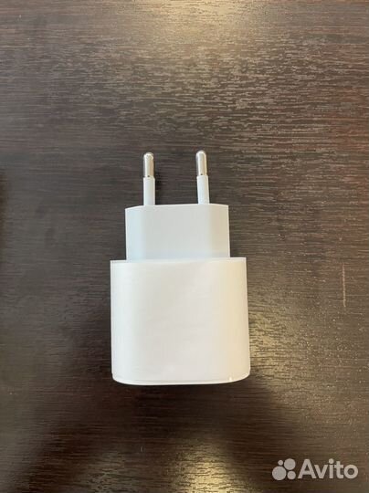 Адаптер apple 20w