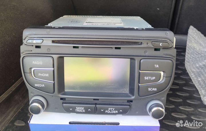 Штатное головное устройство Kia Ceed JD