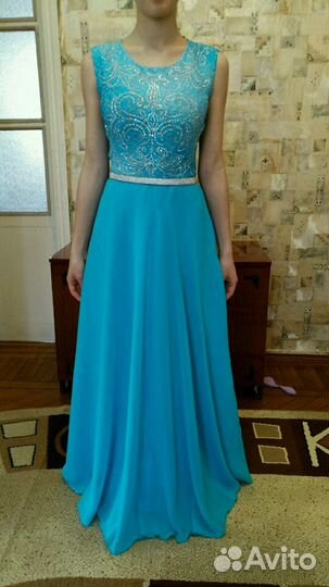 Платье вечернее