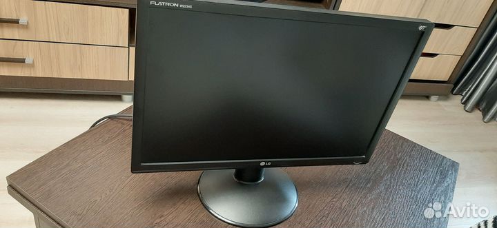 Монитор для компьютера 22 дюйма