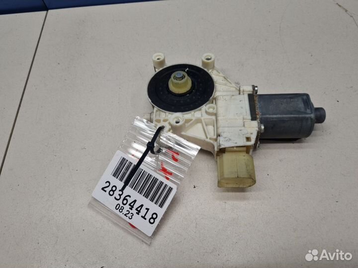 Моторчик стеклоподъёмника передний правый Ford Gal