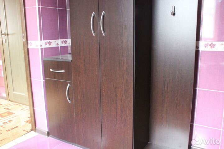 Шкаф для одежды в прихожую