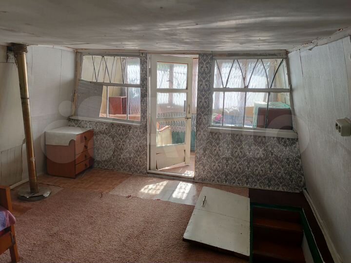 Дом 28 м² на участке 3,1 сот.