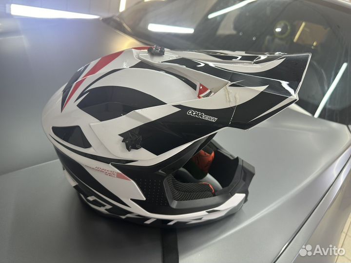 Шлем для мотокросса