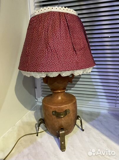 Лампа настольная