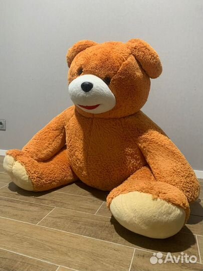 Плюшевый медведь