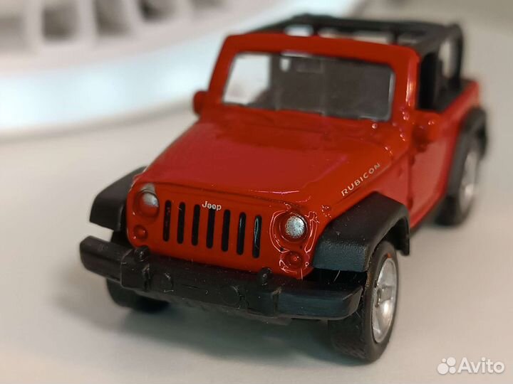 Коллекционный автомобиль игрушка