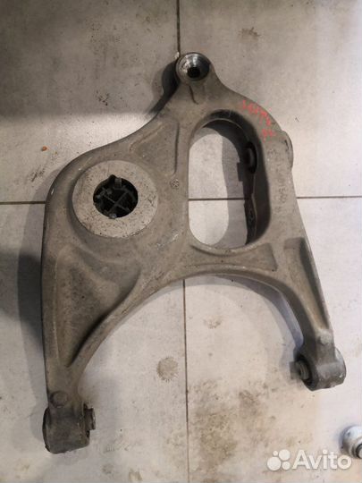 Рычаг подвески задний левый Jeep Grand Cherokee