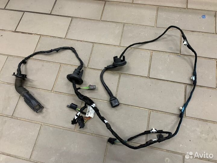 Проводка, коса двери передней правой Q3 (8U)