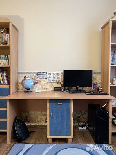 Стол компьютерный письменный