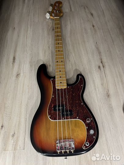 Бас гитара fender precision