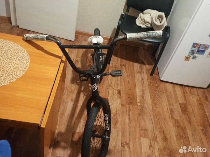 Трюковой велосипед бмх