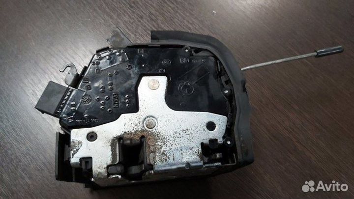 Замок двери задний правый Bmw X5 E53