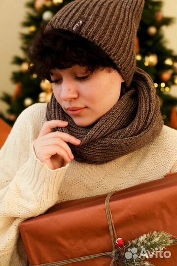 Комплект шапка зимняя и шарф