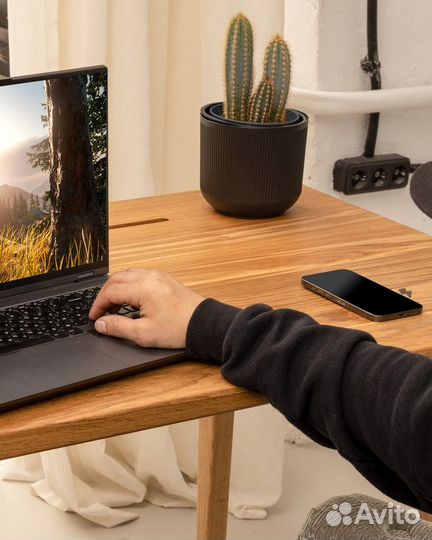 Стол компьютерный деревянный