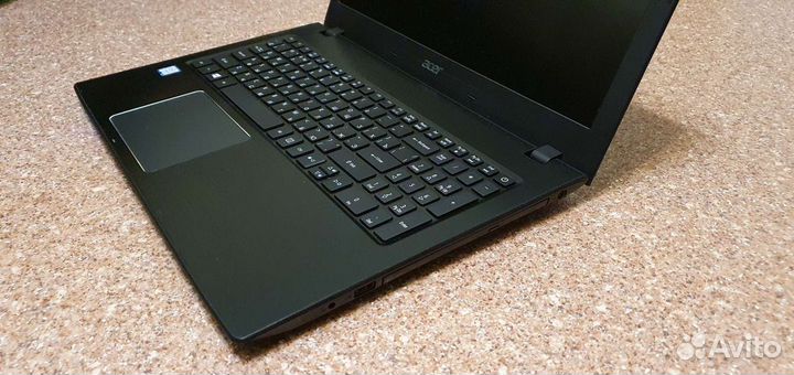 Acer travelmate p259 i5-7200u/8GB/ssd240