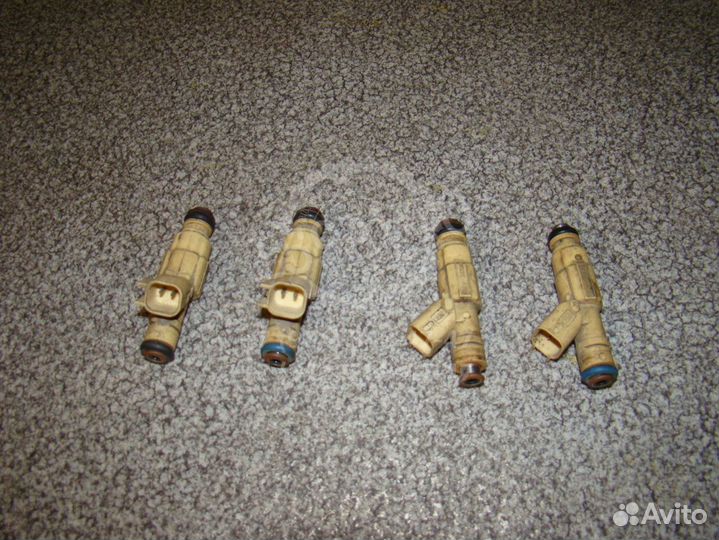 Форсунка инжекторная Mazda 6 (GG)