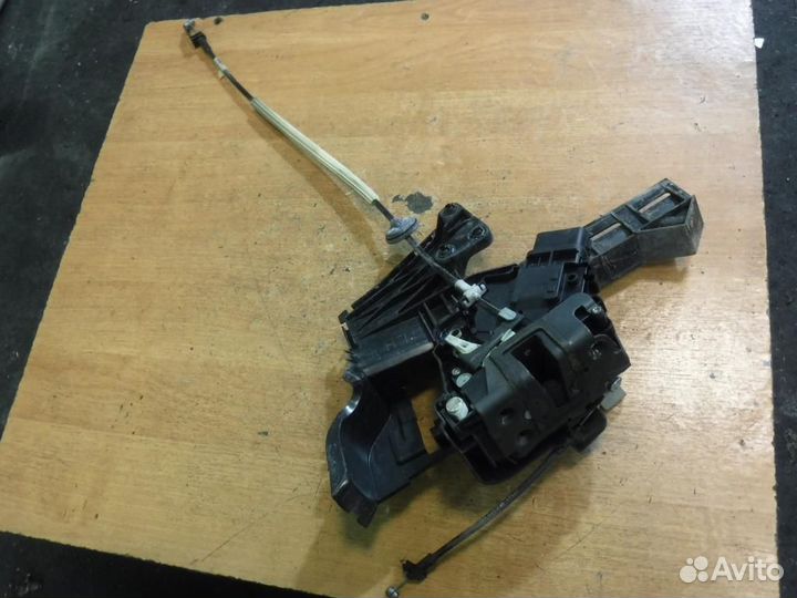 Замок двери задней левой Focus 2 рест