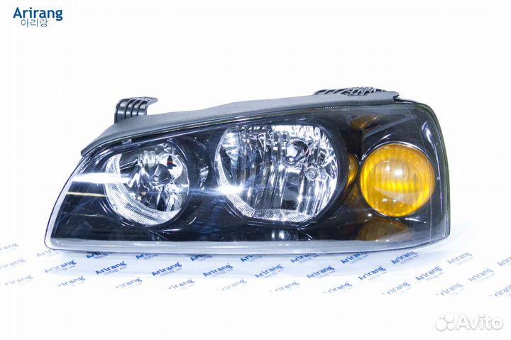 Фара передняя левая Hyundai Elantra 2003-2010