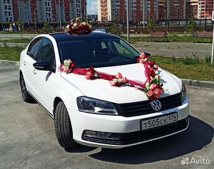 Свадебные украшения на автомобиль