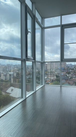 2-к. квартира, 81 м², 11/17 эт.