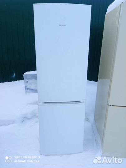 Холодильник Siemens