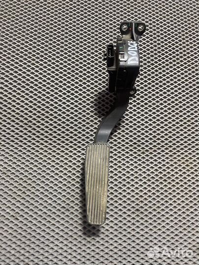 Педаль газа Dodge Magnum/Chrysler 300C