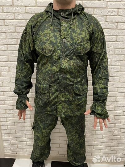 Сумрак зеленый пиксель