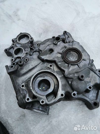 Крышка двигателя передняя Паджеро 4, 3.2 Дизель