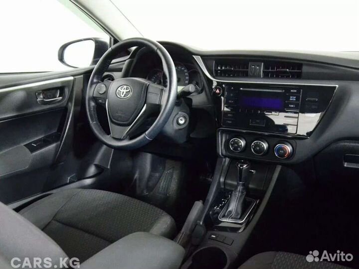 Оригинальная штатная магнитола toyota corolla Е180