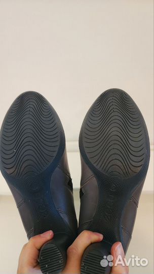 Сапоги кожаные Ecco 37